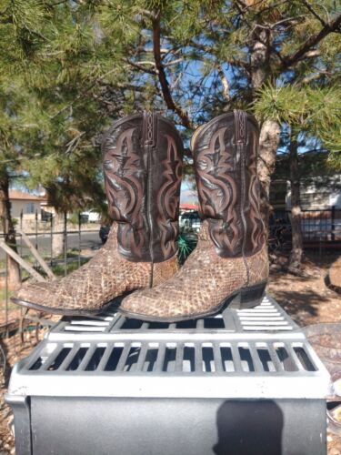 10.5D Diamondback Rattlesnake VTG Cowboy Western Boots PatcheD UP & WearablE - Imagen 1 de 24