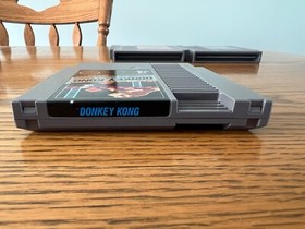 Nintendo NES  Donkey Kong Authentic Cart *3 Screw*