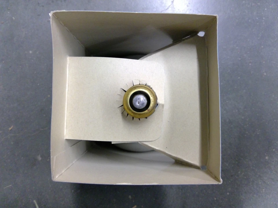 Westinghouse 125R40/HT 125W R40 Infrared Heat Lamp Bulb **Free Shipping** - Image 3 of 3