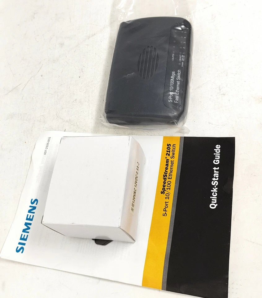 SpeedStream SS2105 5-Port Fast Ethernet Switch 10/100 Mbps - Image 2 of 4
