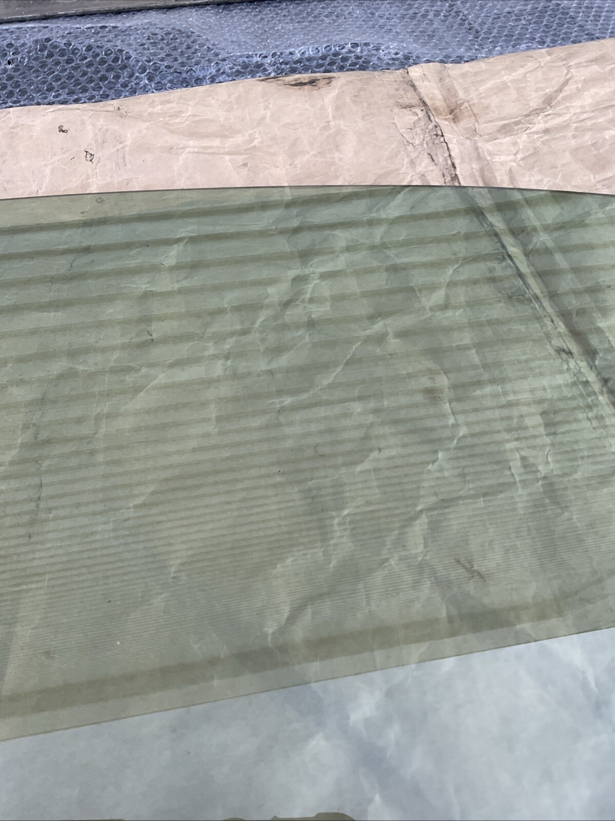 14-22 Maserati QuattroPorte Front Right Side Door Window Glass OEM 26K