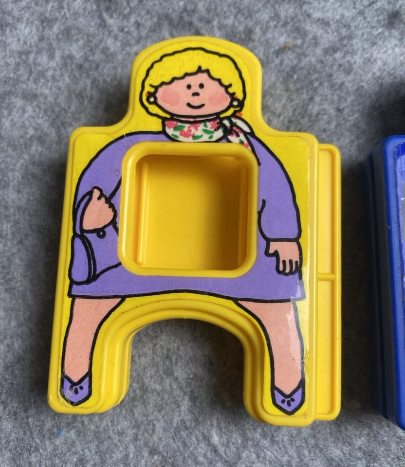 1984 Scrabble People Building Play Set Happy Family 130 REPLACEMENT FIGURES - Image 2 of 4