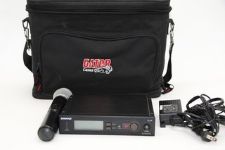 Shure SLX4 Wireless System Receiver 518 542 MHz & SLX2 Beta 87A Mic (READ)