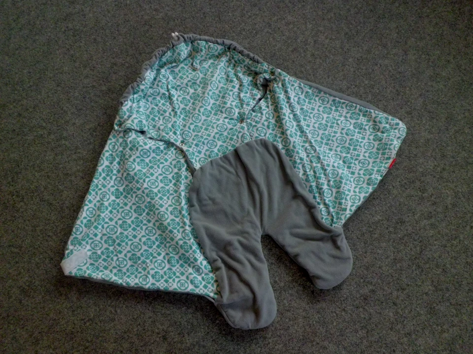 Einschlagdecke / Fußsack für Babyschale oder Autositz - Bild 2 von 3