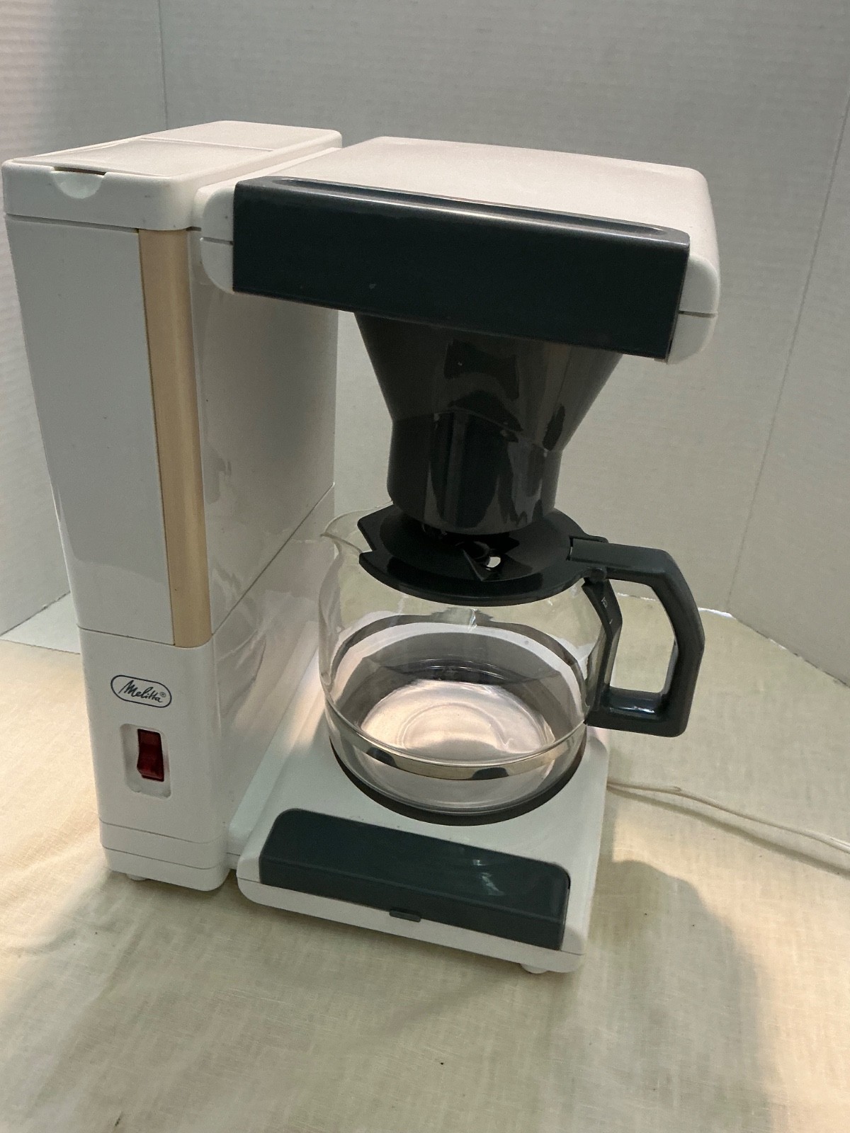With Carafe 1986
