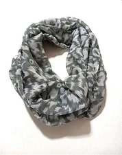 Gray/White Print Infinity Scarf #1027-A NEW