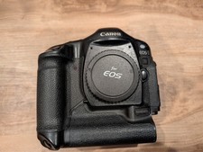 FOR PARTS - Canon EOS-1D Mark I, 4.1 megapixel CCD sensor,  1D Classic, EOS-1