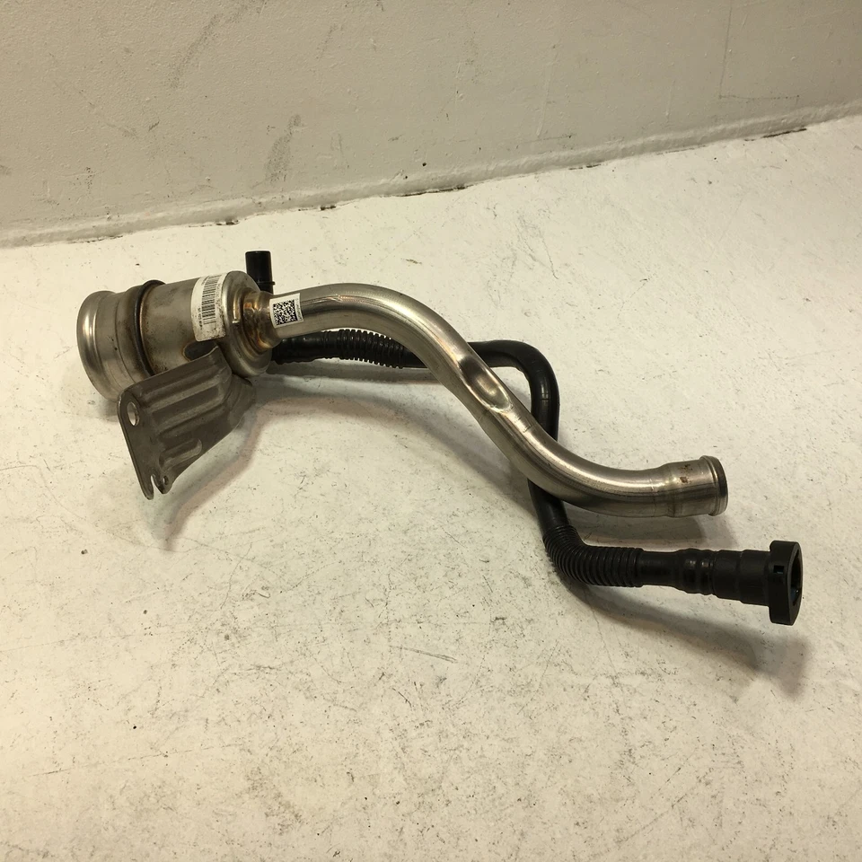 2018-22 BMW G30 530EX  E FUEL GAS TANK FILLER EMISSION SYSTEM VENT HOSE TUBE OEM - Image 4 of 4