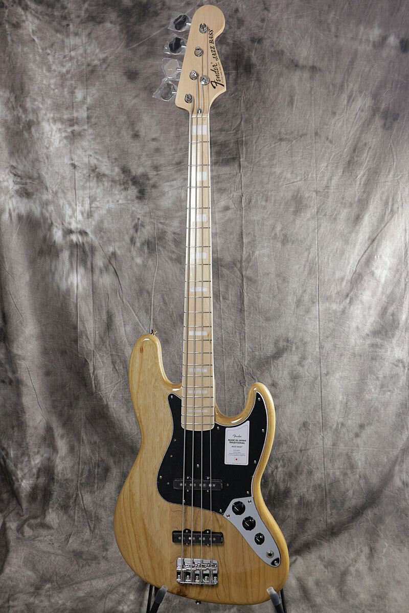 New Fender Made in Japan Traditional 70s Jazz Bass Maple