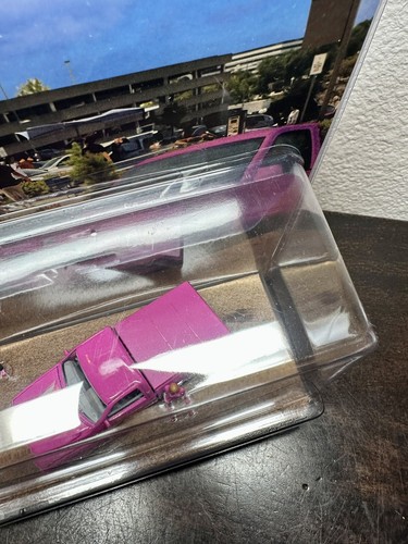 M2 Machines Pink 1988 GMC Sierra 1500 Custom GTA Trans Am Diorama - Picture 18 of 20