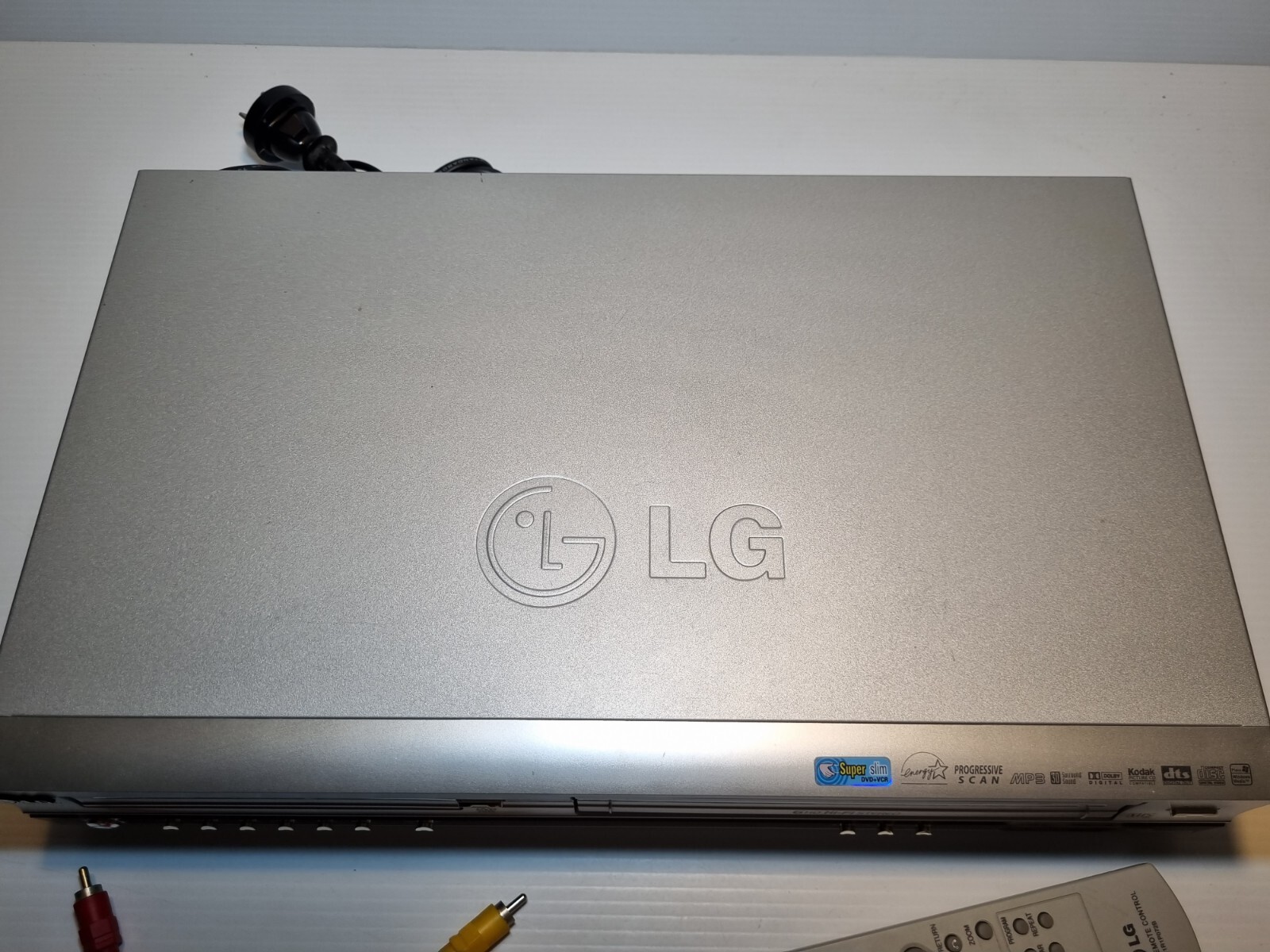LG DVD Player / Video Cassette Recorder Combo V8824W with Remote eBay