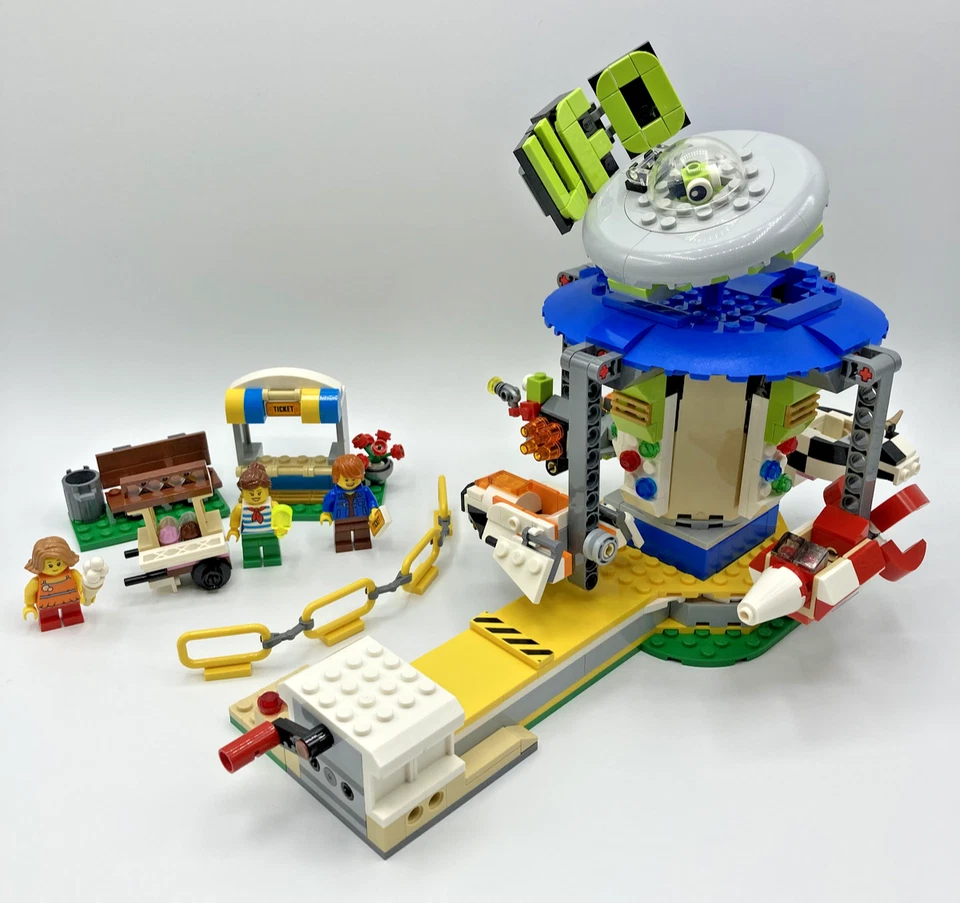 LEGO Creator 31095 Fairground Carousel, foto 1 di 5