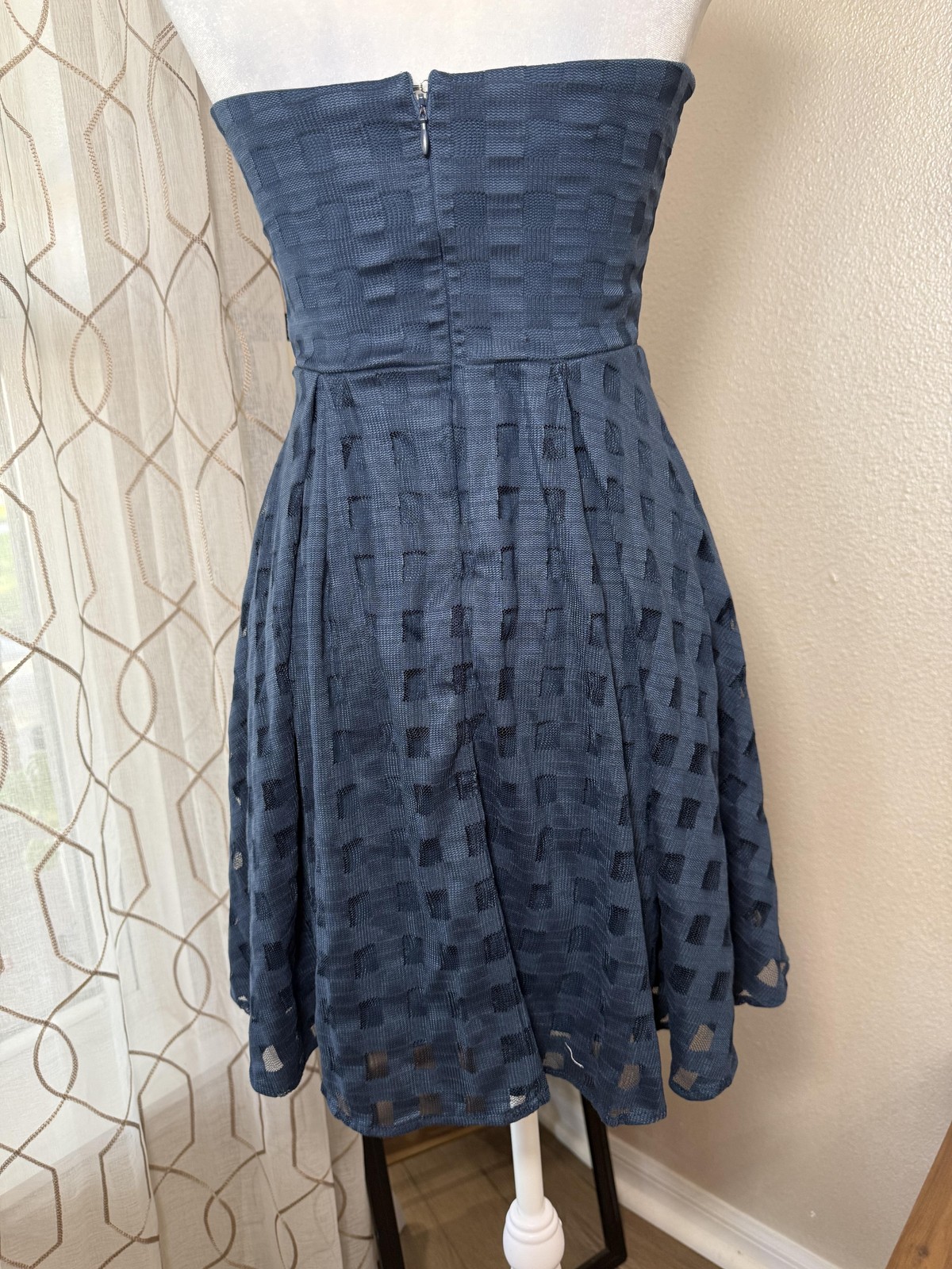 Bongo Dress Womens Small Blue Strapless Sweetheart Fit & Flare Mesh Skater