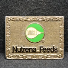 WF11155 REALLY NICE VINTAGE 1970s ***CARGILL NUTRENA FEEDS*** BRASS BELT BUCKLE