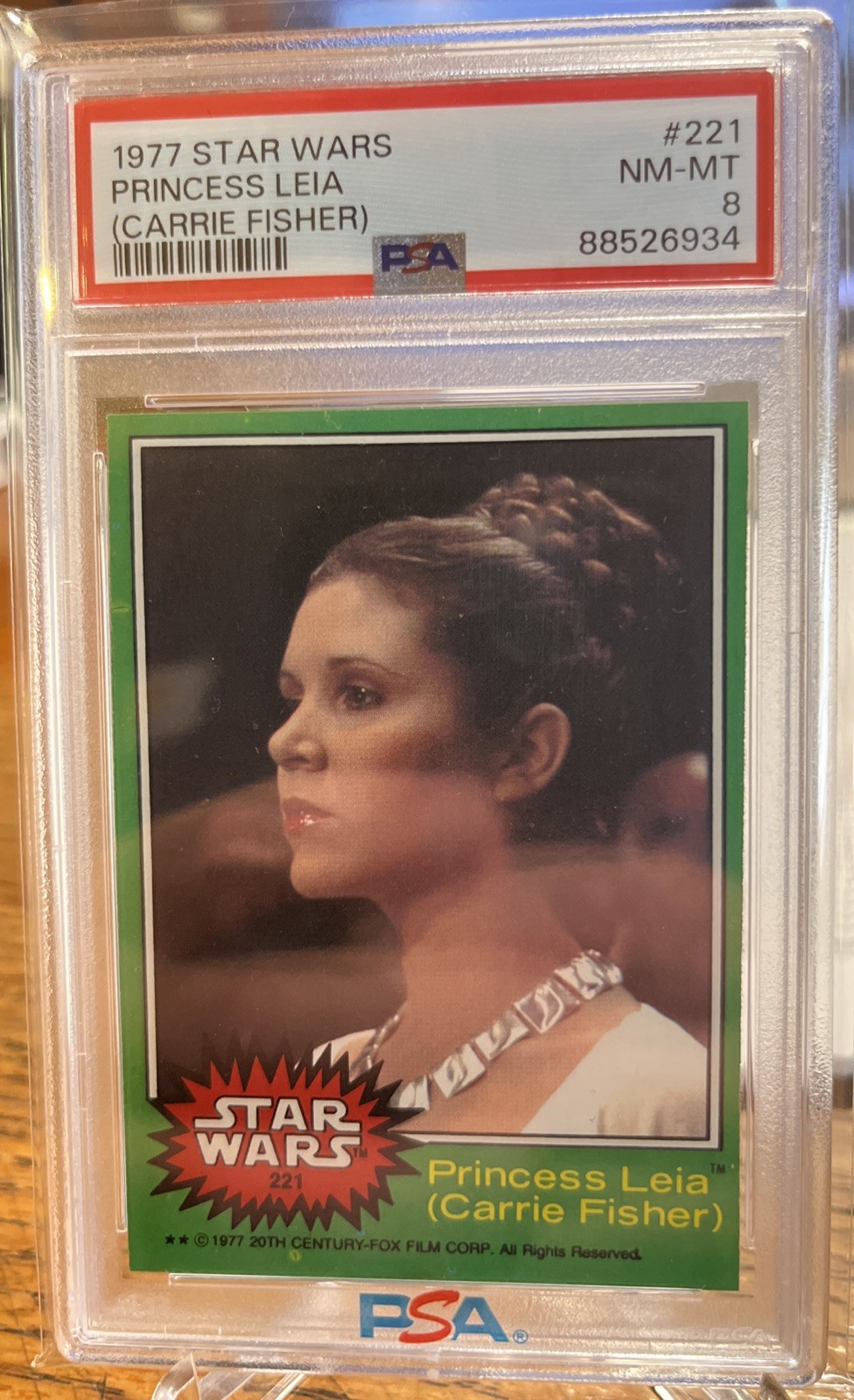 1977 Topps Star Wars Princess Leia (Carrie Fisher) #221 - PSA 8