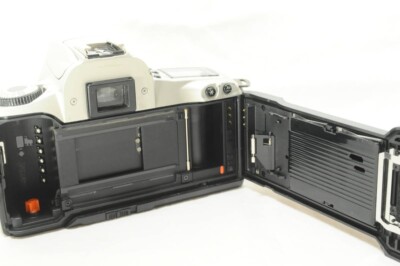 CANON EOS Kiss III 35mm SLR [ Single-Lens Reflex] Film Camera Body