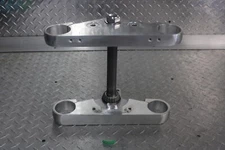 1998 HONDA VALKYRIE 1500 GL1500C FRONT FORK TRIPLE CLAMP 53219-MZ0-A80