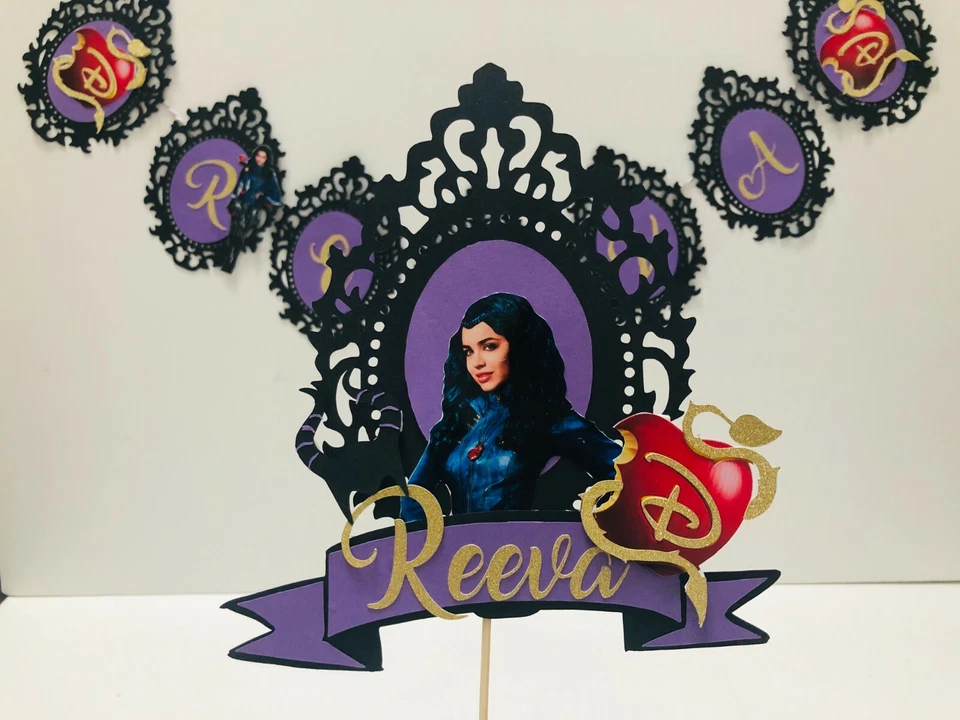 Descendants party pack, favour box,party bags/ boxes, cake topper,personalised,  - Image 2 of 4