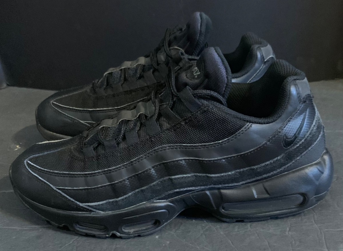 Size 10 Nike Air Max 95 Essential Triple Black 2020