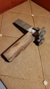 Vintage Woodworking Gauge Dual Wheels Wooden Handle Collectible Tool - C008