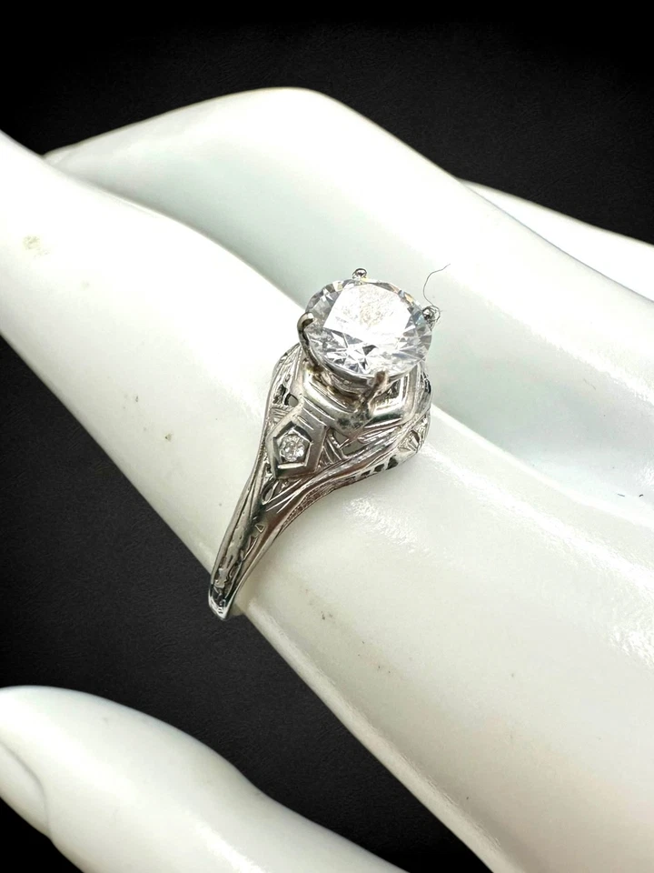 18K White Gold Cardinal Filigree Ring Glass Solitaire Tiny Diamonds Sz 9.5 2.6g - Image 3 of 4
