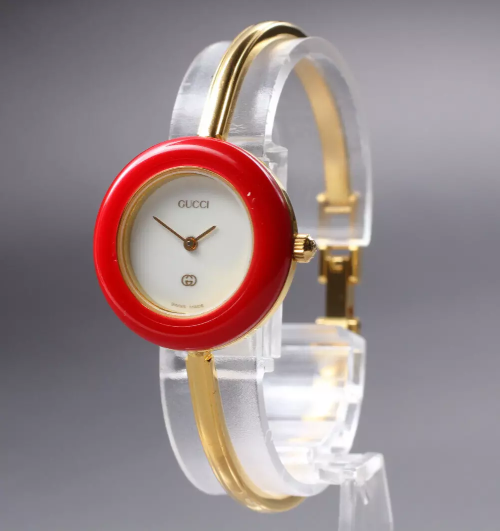 [Presque comme neuve] Montre femme vintage GUCCI lunette à changement 1100 L 16,5 cm quartz doré
