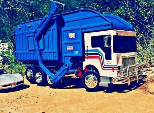 SUPER RARE ! RC MANNY TRASH TRUCK! | eBay