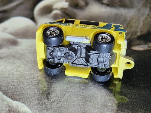 Micro Machines 70s Chevy Van Yellow Blue Emergency Ambulance - Picture 4 of 4