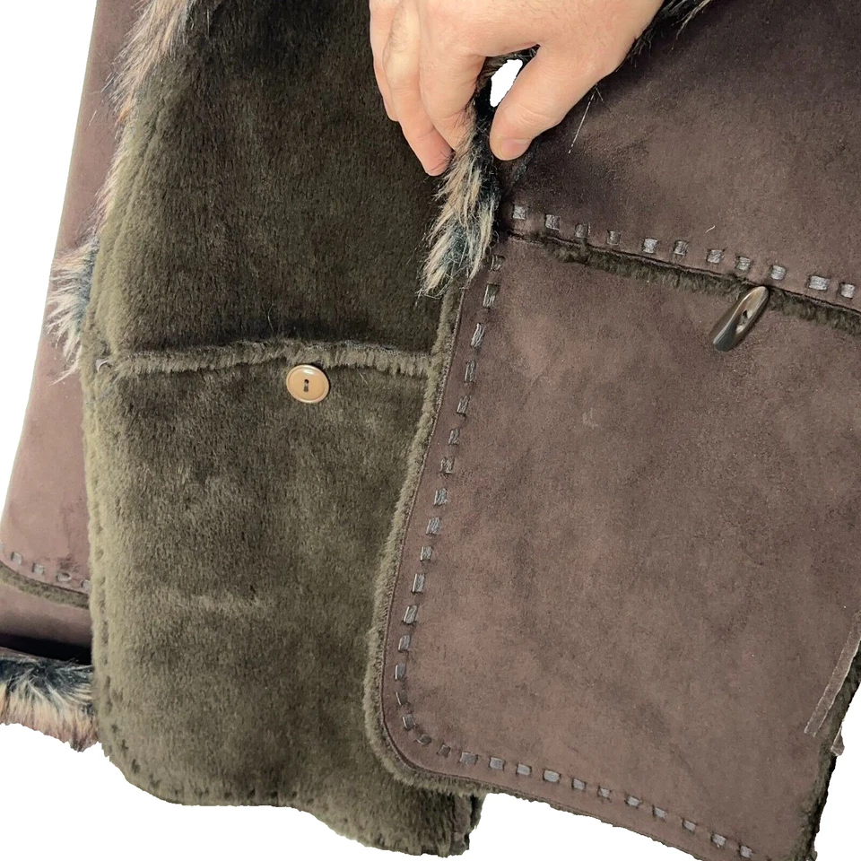 Abrigo corto boho Y2K Dressbarn Penny Lane 18/20 marrón imitación piel ribete imitación gamuza Foto 4 de 4