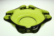 Green Glass Cigar Ashtray 6" x 6" Pebbled Bottom Texture