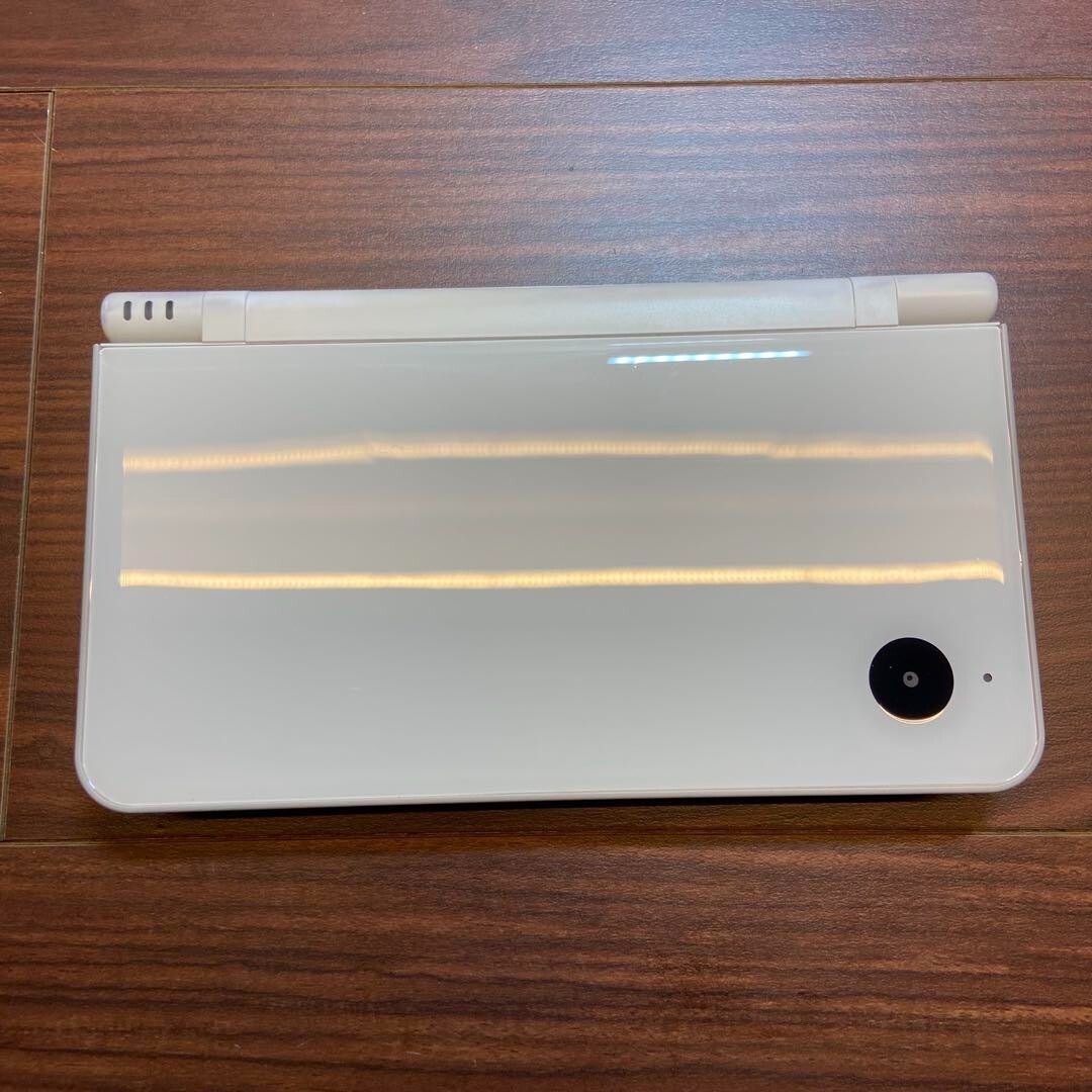 Nintendo DSi LL Japanese Edition - Natural White for sale Nintendo DSi LL Japanese Edition - Natural White for sale