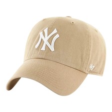 47 Brand Clean Up New York Yankees Strapback in Khaki | Men Adjustable Cap