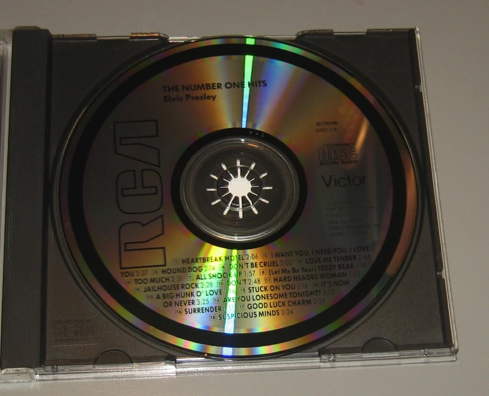 Elvis Presley - The Number One Hits (CD, 1987, RCA Records) - Image 4 of 4