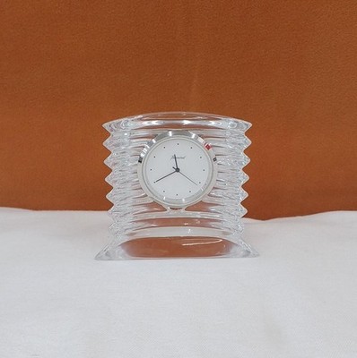 Baccarat Crystal Clear Rock Equinox LALANDE Tischuhr Luxus Interieur Frankreich