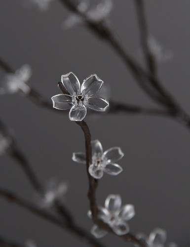 6.5 feet 208L LED Lighted Cherry Blossom Tree, Warm White, Decorate Home Gard... - Picture 9 of 9