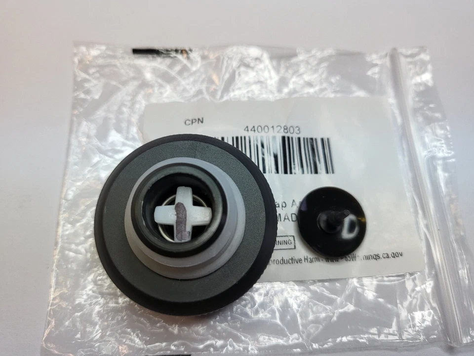 Tapa de tanque Hoover Solution para PowerDash, SmartWash, FloorMate Jet # 440012803. Foto 4 de 4