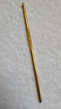 Vintage Crochet Hook Made In Germany Size F Metal Gold