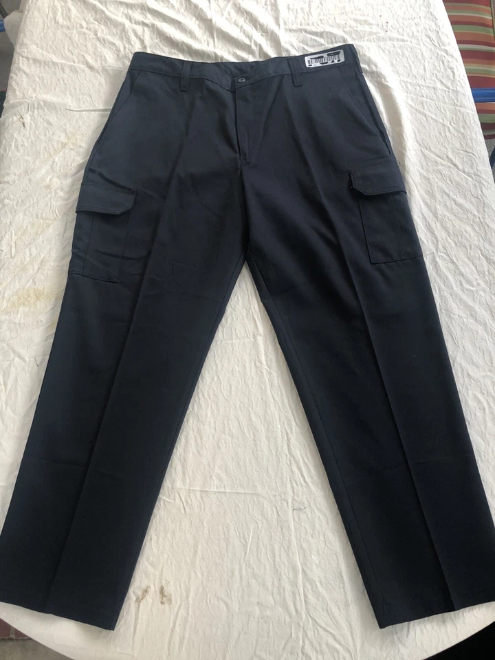 Lot 2 Cintas Comfort Flex Navy Blue Cargo Work Pants 36x32 #270-20 Relaxed Fit - Image 4 of 4