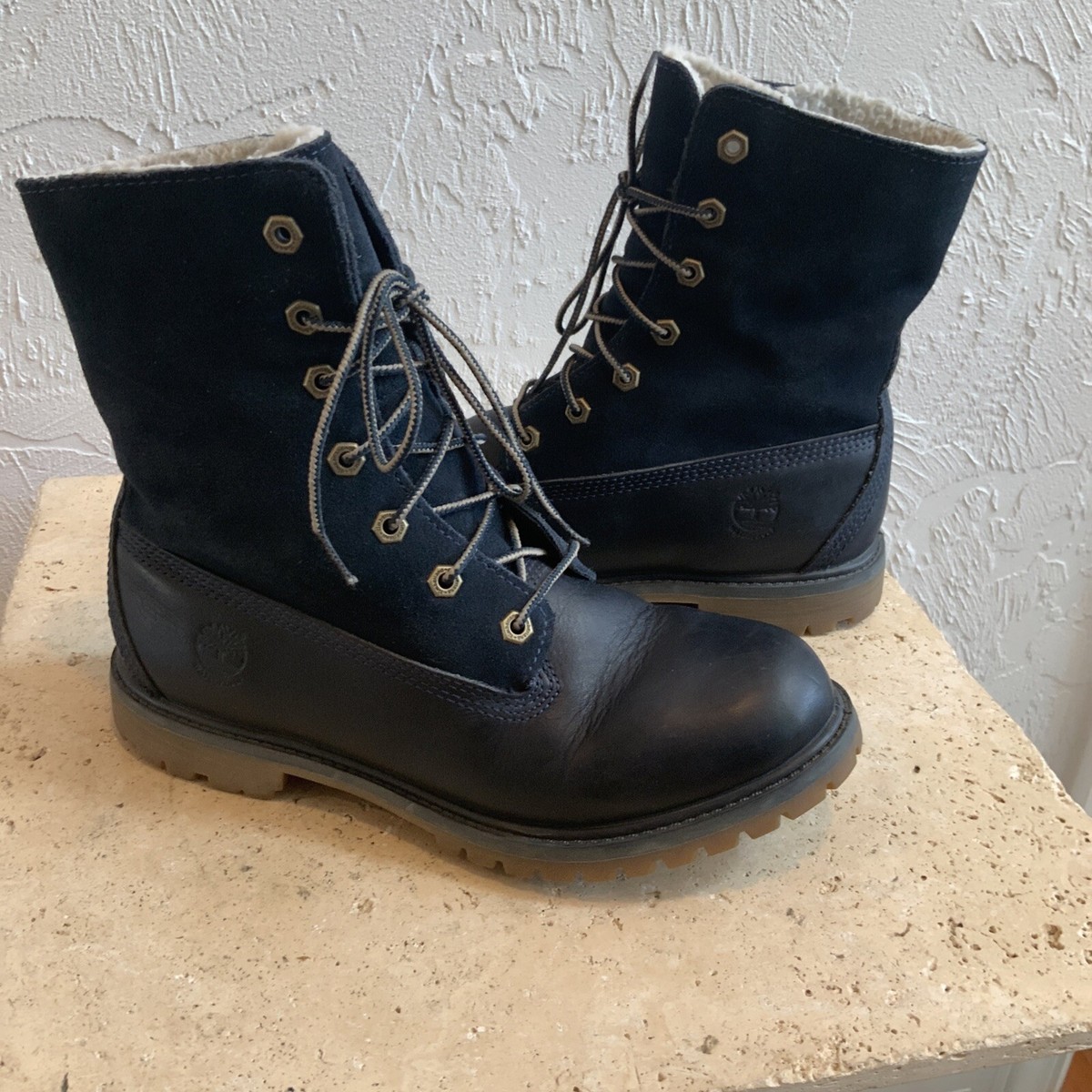 Timberland Women Teddy Fleece Fold Down Navy Blue Leather  display picture 1