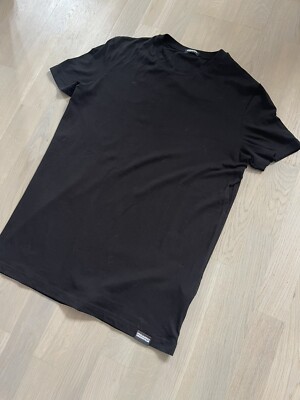 DSQUARED tshirt top real sizes shown in photos by tape measure UK