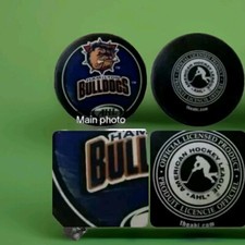HAMILTON BULLDOGS AHL OFFICIAL VEGUM MFG. HOCKEY 🏒 PUCK MADE IN SLOVAKIA