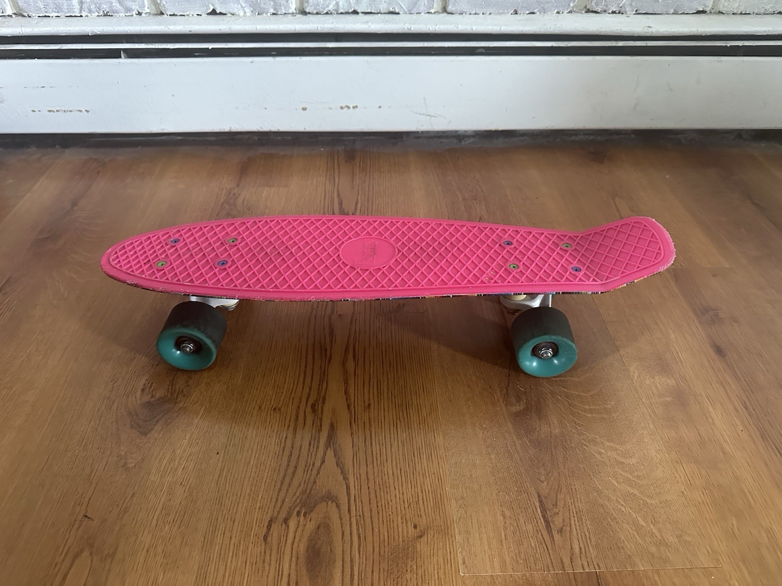 Hot Pink Penny &ldquo;Nickel&rdquo; Skateboard 22 " Penny Australia 
