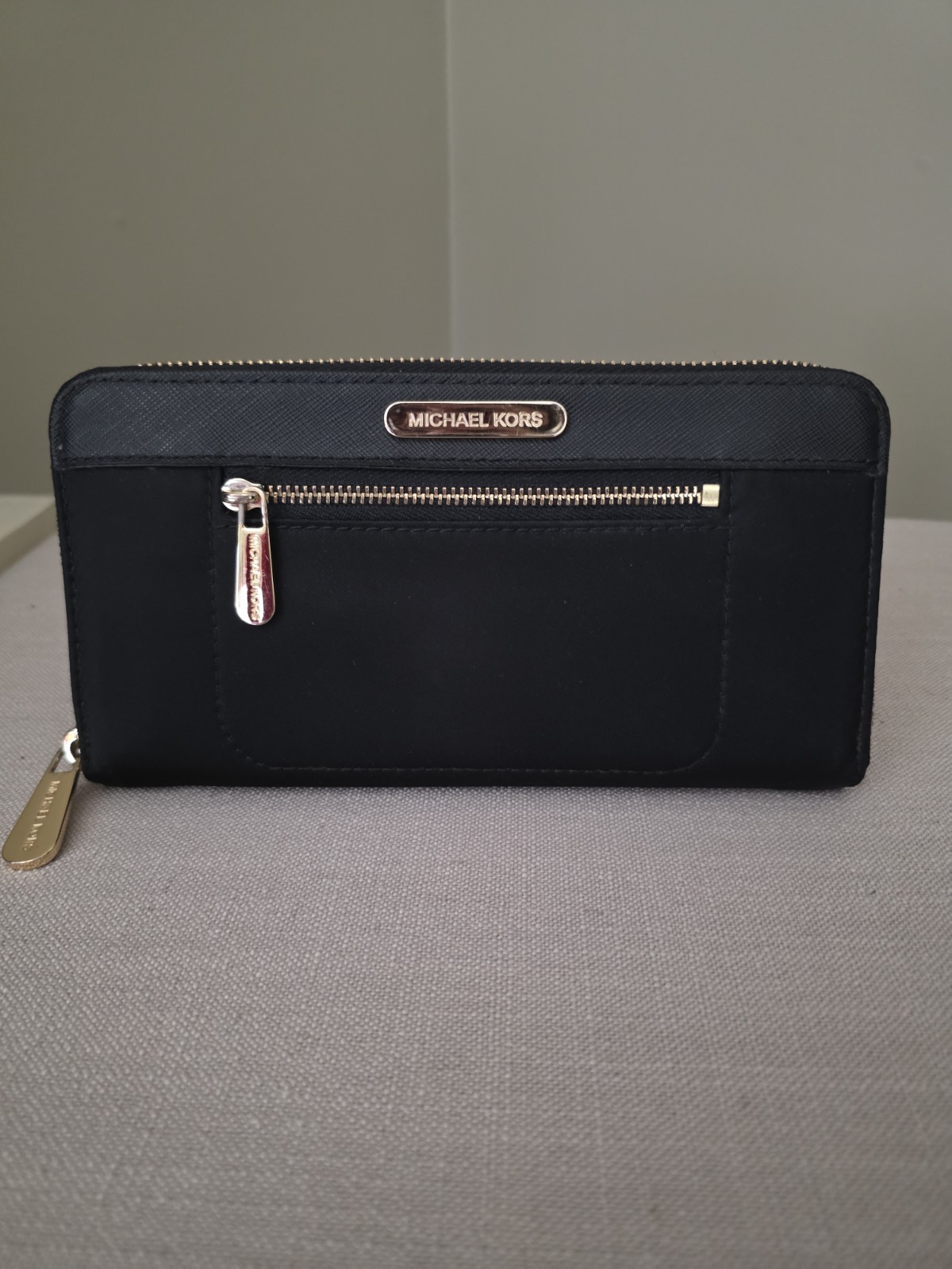 MICHAEL KORS 35H8STVT3B Women's Wallet - Black