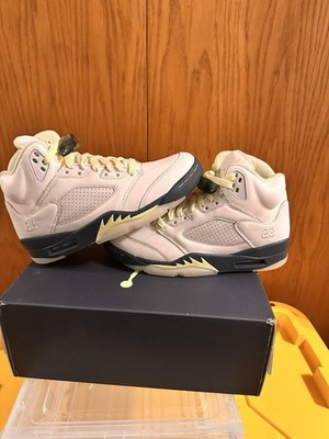 Jordan Air Jordan 5 Retro IM7592-130 Luminous Green Anthracit Women s Shoes