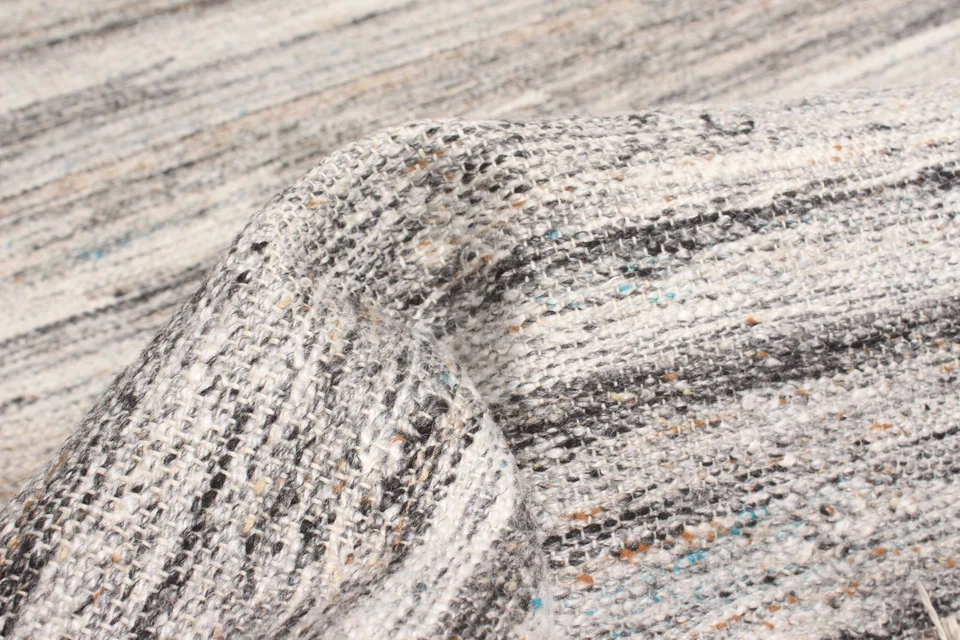 Vintage Hand Woven Traditional Kilim Rug 5'0" x 8'1" Oriental Wool Carpet - Image 3 of 4