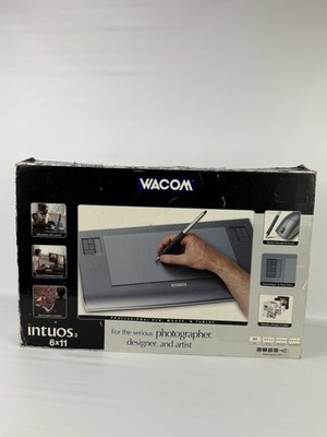 Wacom intuos 3 PTZ-631W 6x11 Graphics Tablet  w/ Mouse Pen and Holder