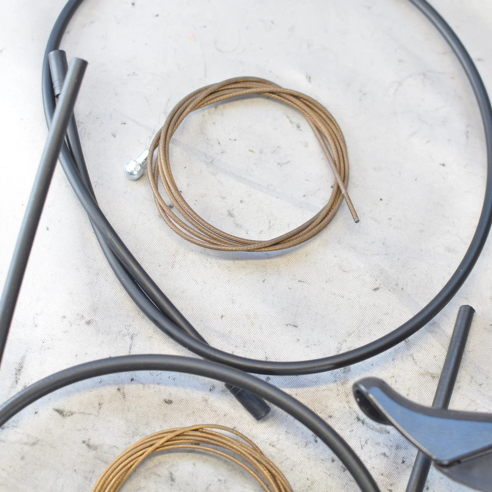 NEW Shimano Ultegra 6800 ST-6800 LEFT/FRONT 2x Double STI Shifter + New Cables - Image 3 of 4