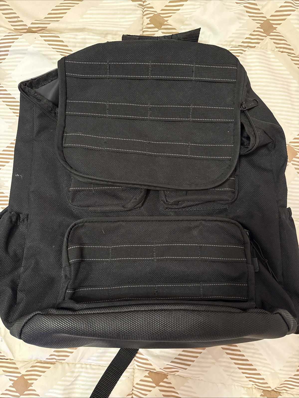 Eastsport Black Backpack with Multiple Pockets J1 - image 1
