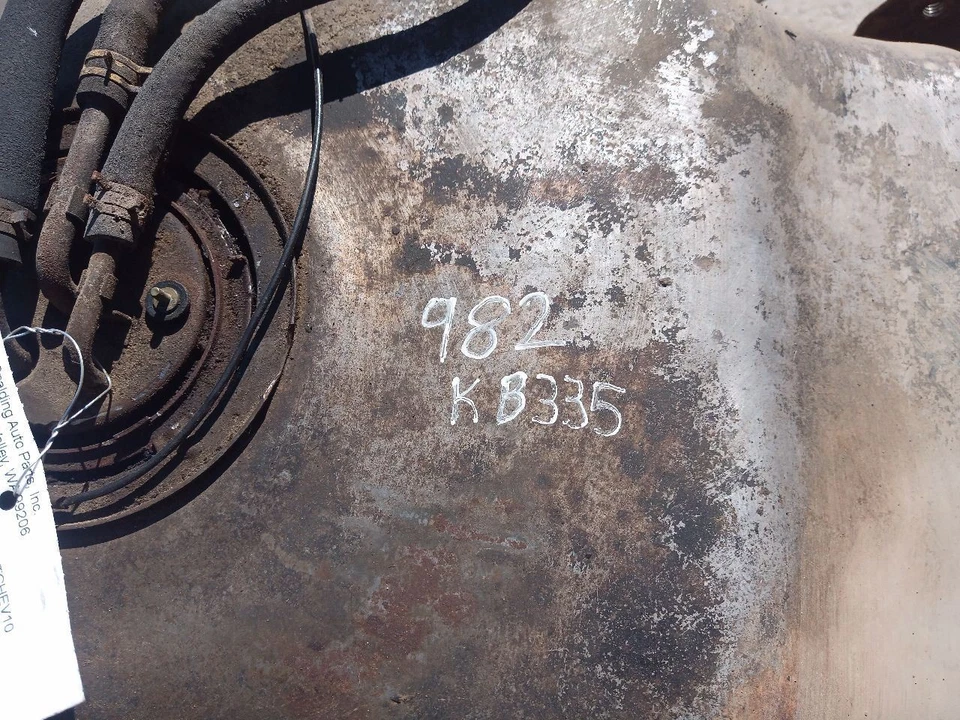 20 Gallon Gas Fuel Tank Passenger Right RH from 1976 Chevy K10 Pickup 12137228 - Изображение 2 из 4