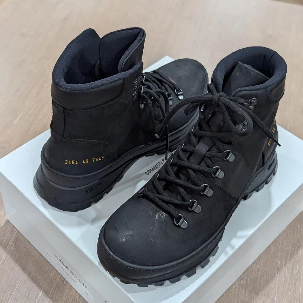 $799 Stivali da trekking in pelle da uomo Common Projects neri 42 US 9